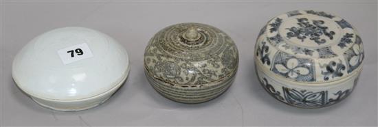 A Chinese and two Thai porcelain and earthenware boxes and covers